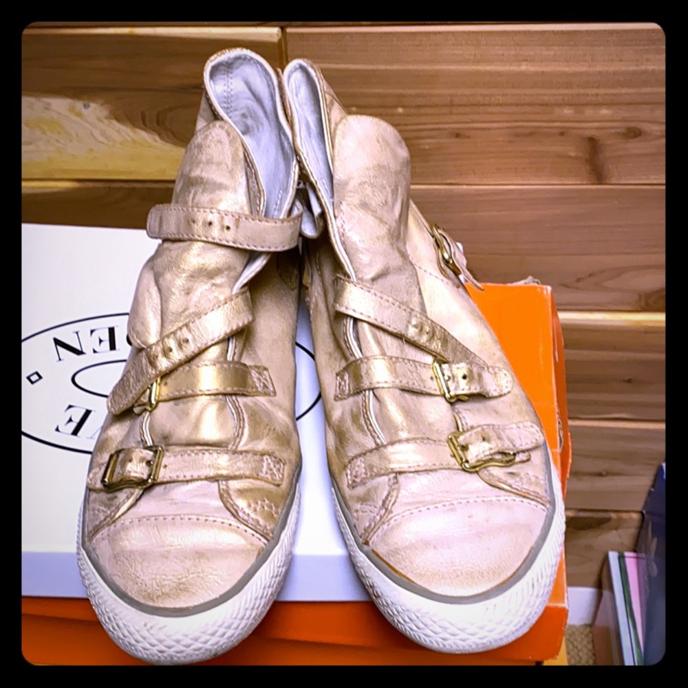 Ash sneakers